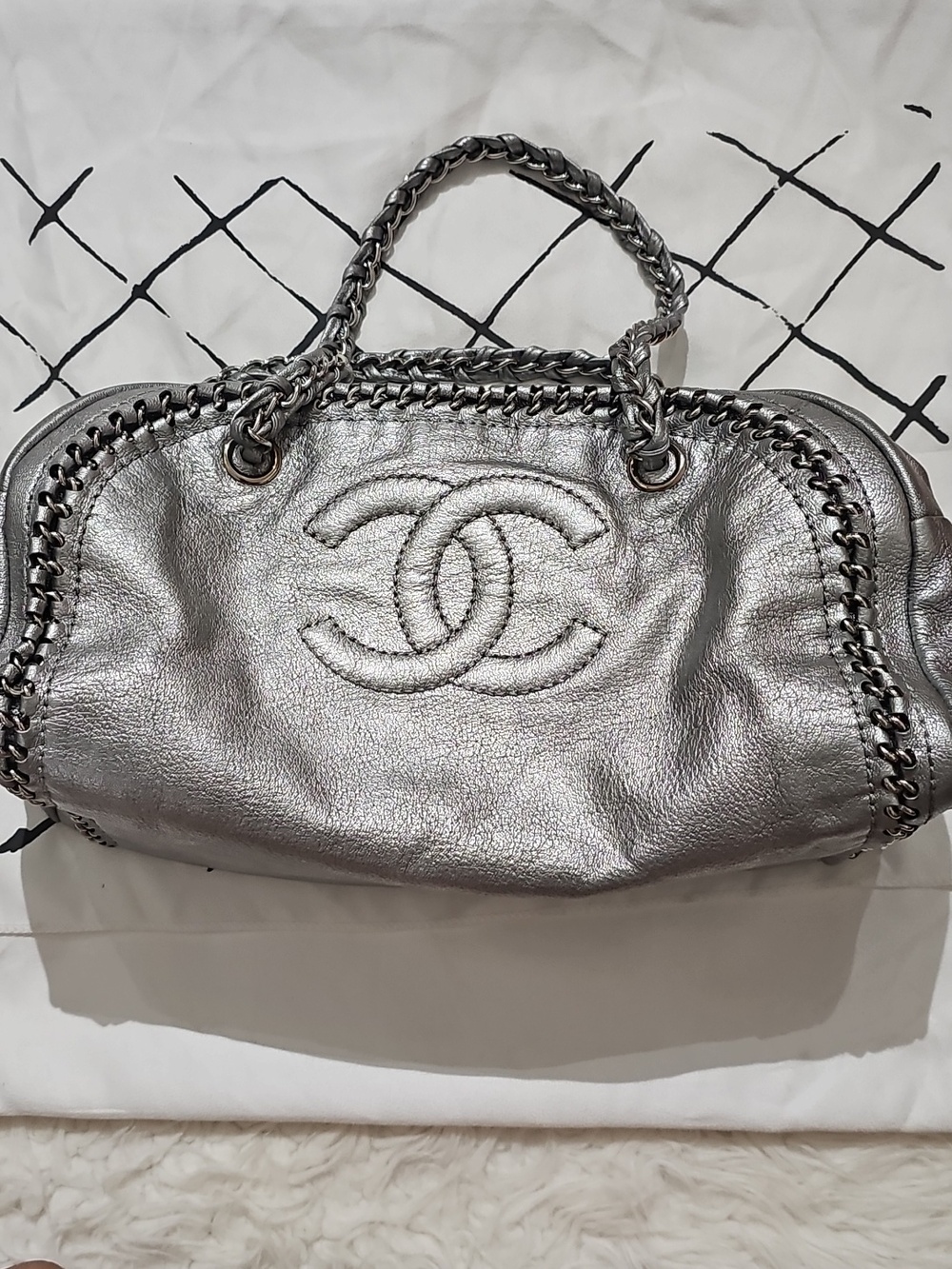 CHANEL Silver Bowling Bag Leather Chain-Handle Shoulder Bag - Picture 15 of 16